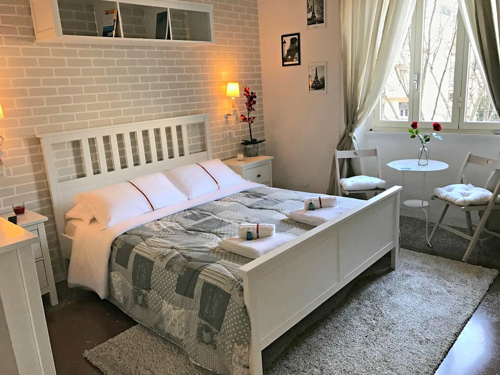 Moonlight Inn Guesthouse Rome Exterior photo