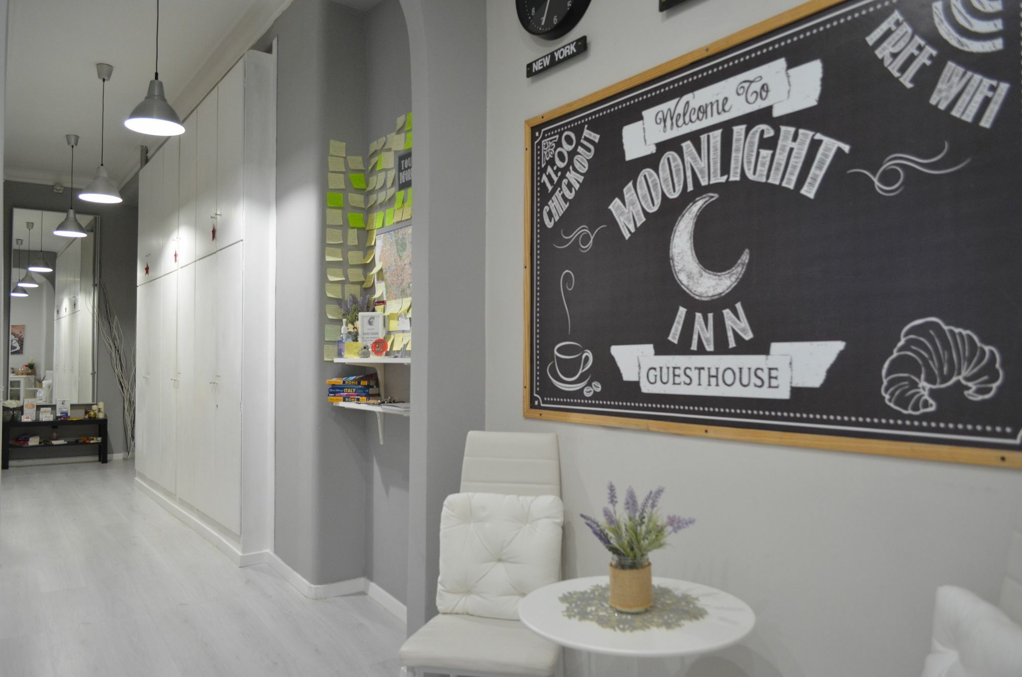 Moonlight Inn Guesthouse Rome Exterior photo
